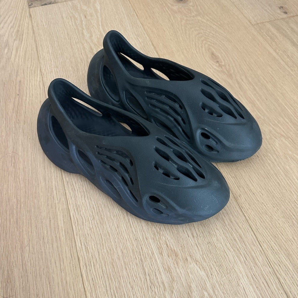 Yeezy Foamrunners